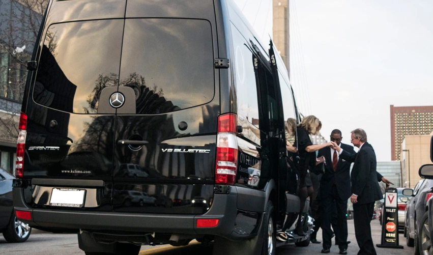 Affordable Corporate Limo Services in Brampton, ON