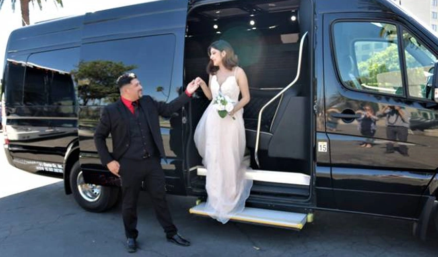 Luxury Wedding Limo Services in Brampton, ON